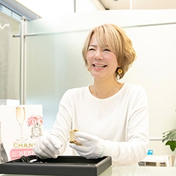 おたからや本厚木店では全て女性スタッフが対応させて頂いております♪