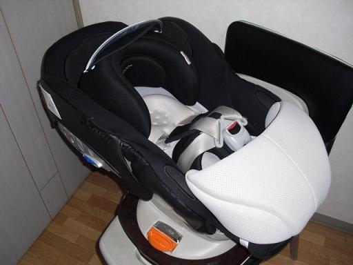 新生児対応チャイルドシート