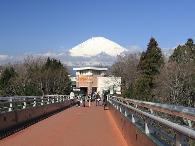 御殿場プレミアム・アウトレットへようこそ!