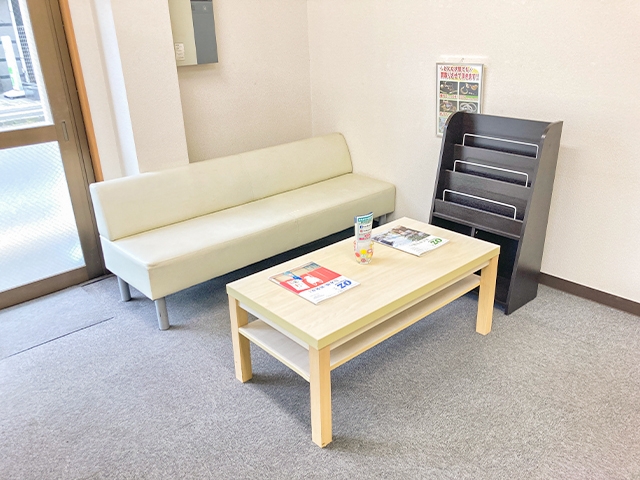 買取専門店おたからや鶴ヶ峰店　店内