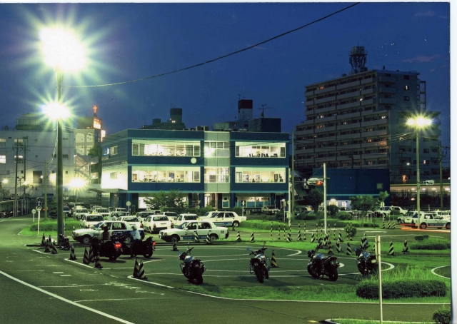 夜9時まで営業