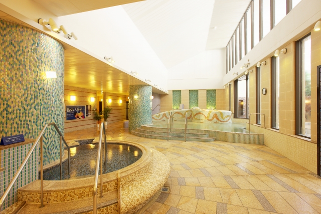 横浜天然温泉　SPA EAS