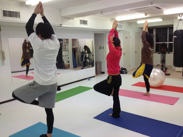 骨盤を正常な状態に改善し、冷えやムクミの解消に効果的♪