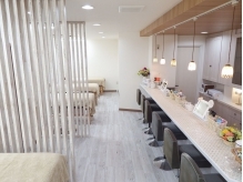 暖かみのあるカントリー調の店内♪