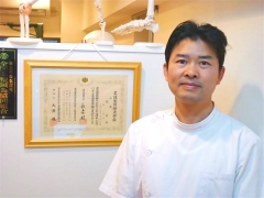 総院長の張先生。患者様一人ひとりに親身な治療をされる、大らかな方です★