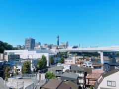 マンションからの眺め。山下公園に近いので帰りはお散歩もいいですね☆