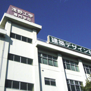 横浜市神奈川区にある浅野工学専門学校です♪