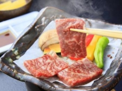 お食事