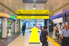 各線北千住駅で下車→東口(電大前)出口方面へ