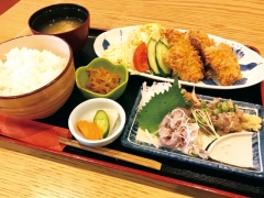 アジづくし定食!(フライ・たたき・なめろう)は不動の人気!