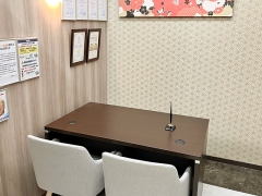 買取専門店おたからや西友富士今泉店　査定ブース