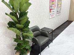 買取専門店おたからやフィール日進店　待合ブース