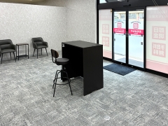 おたからや筑前町店　店内